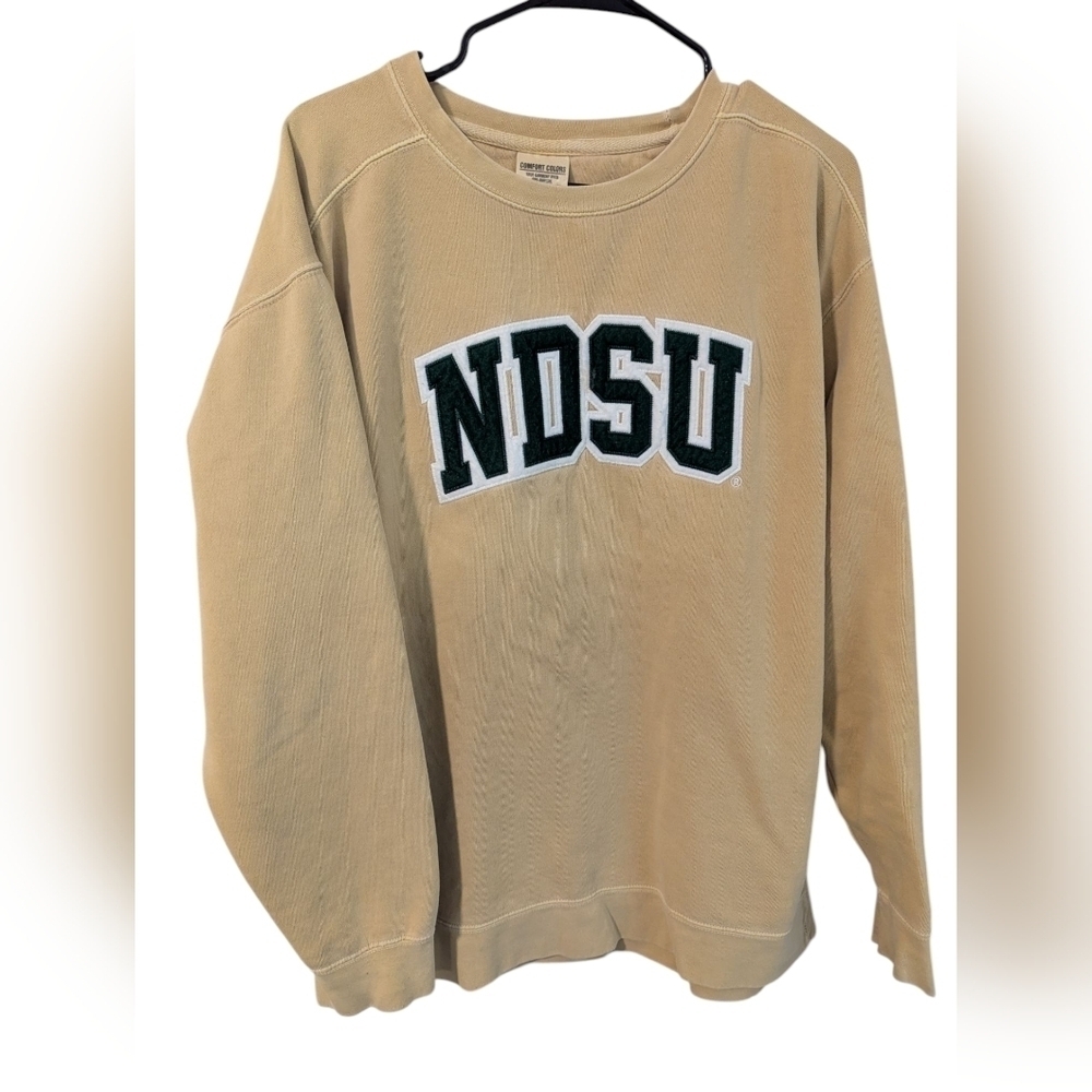 NDSU ,Women's Mustard Sweatshirt,Size L